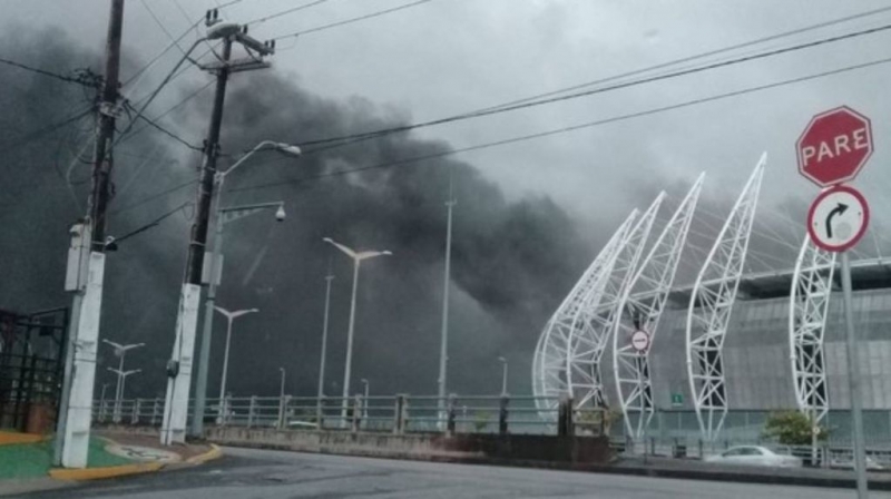 Violent fire at Arena Castelau, a stadium for the 2014 World Cup in Brazil