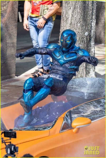 DC finally unveils the Blue Beetle costume, and it's very close to the comics