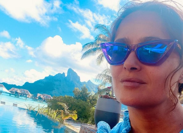 Salma Hayek's message after the shooting at a Texas primary