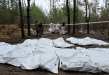 The United States describes the mass grave found with 440 bodies in Izium as a “war crime”